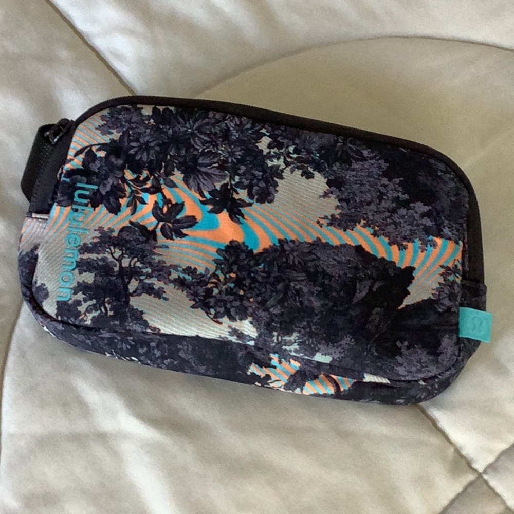 Lululemon mini belt bag #2